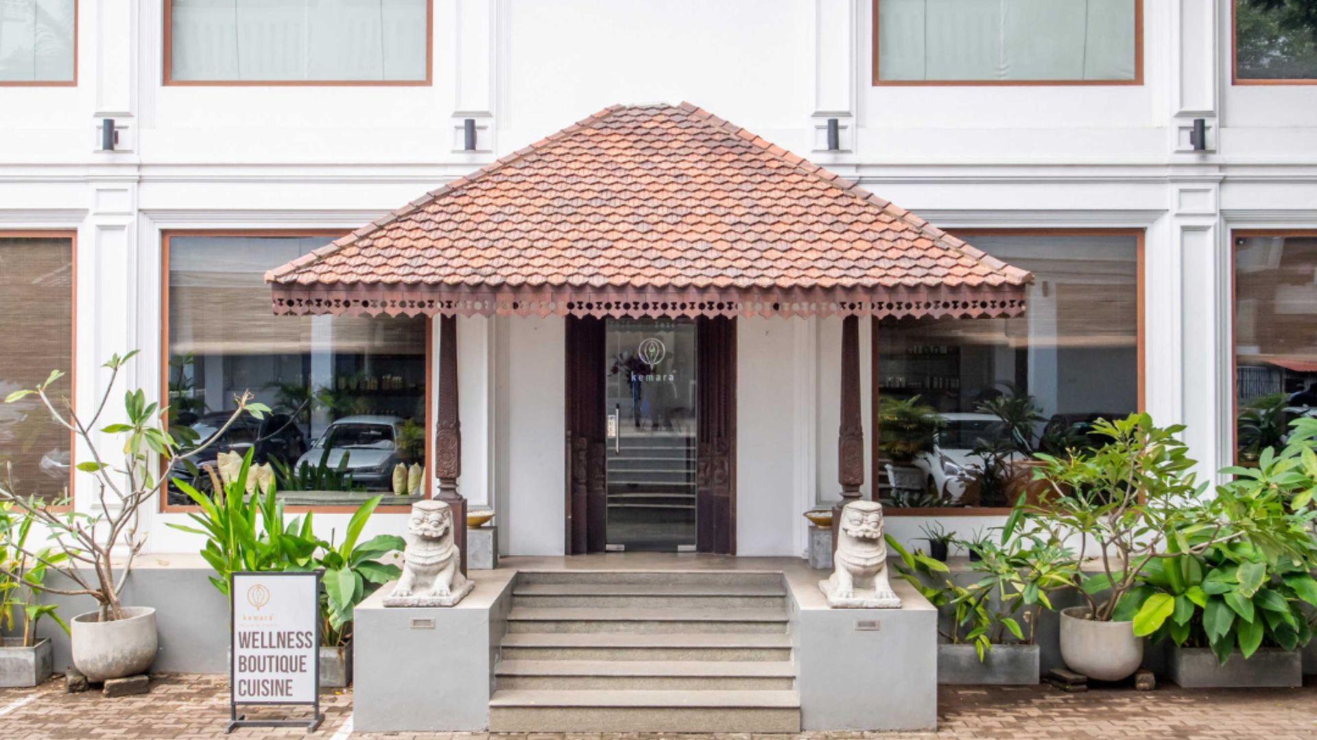 Ancient Wisdom, Modern Touch: Healing Traditions Reimagined